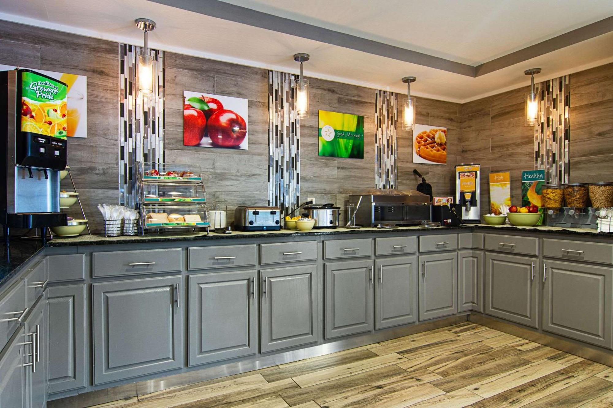 Quality Inn Lagrange East I-85 Екстериор снимка